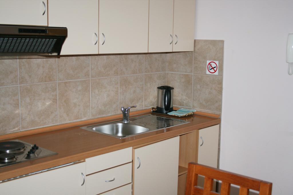 Aparthotel Castrum Novum Novigrad Istria Chambre photo