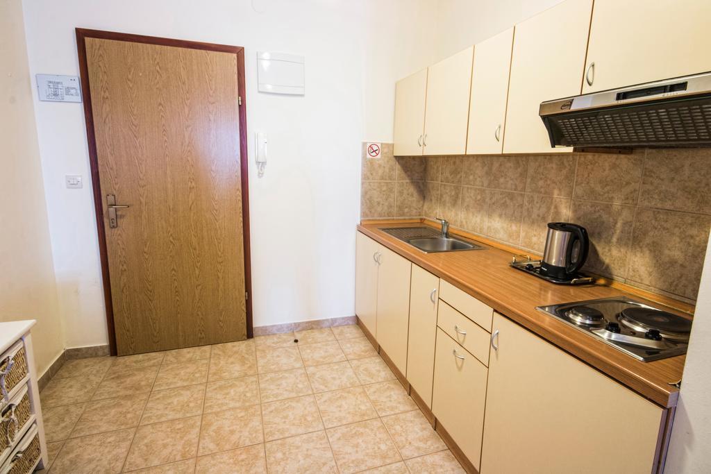 Aparthotel Castrum Novum Novigrad Istria Chambre photo