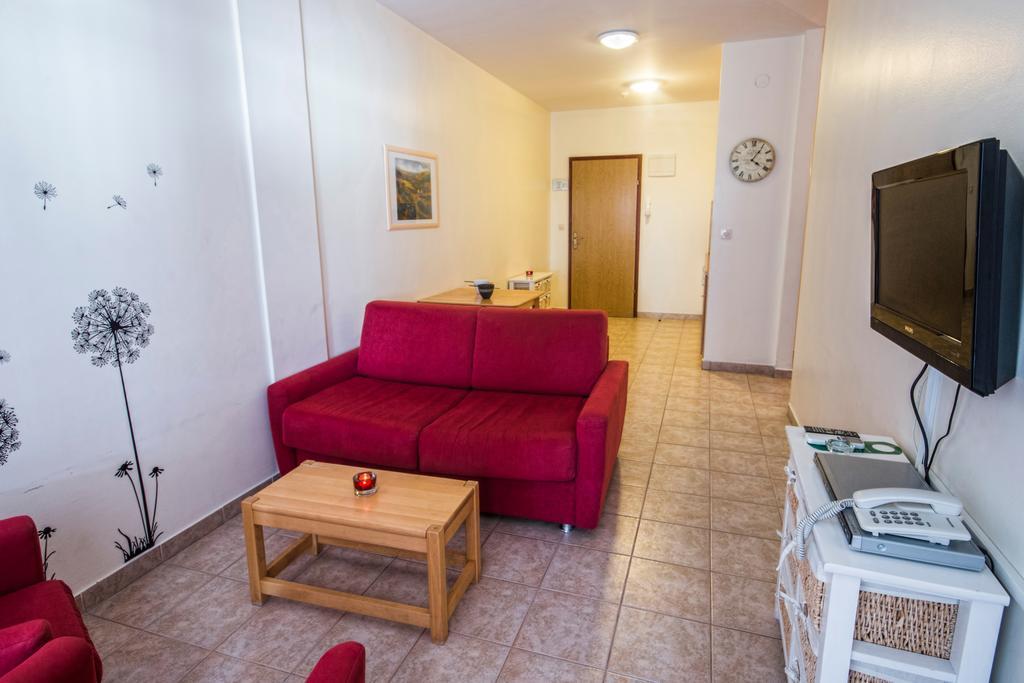 Aparthotel Castrum Novum Novigrad Istria Chambre photo