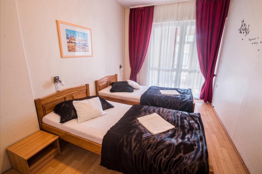 Aparthotel Castrum Novum Novigrad Istria Chambre photo