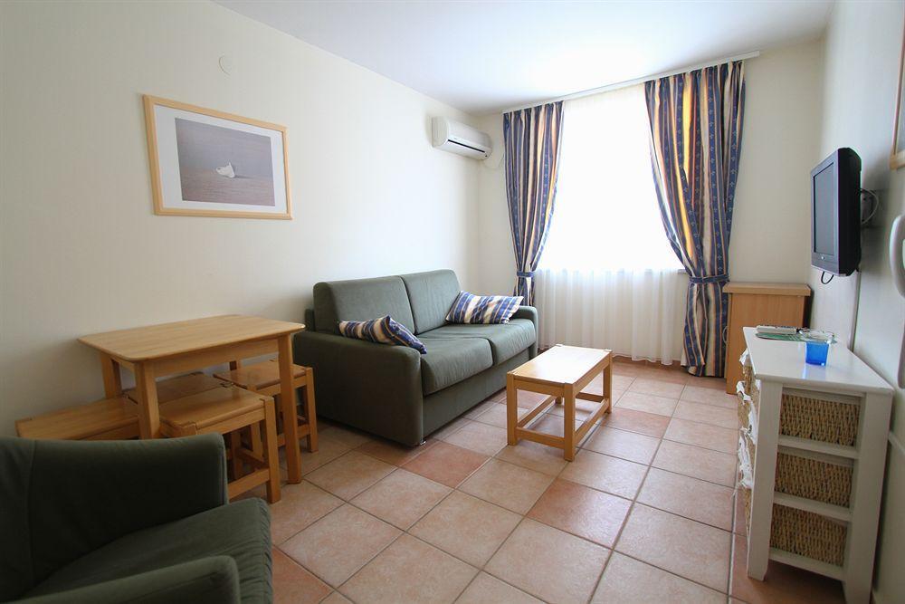 Aparthotel Castrum Novum Novigrad Istria Extérieur photo