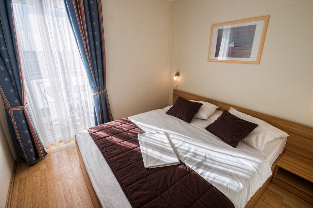 Aparthotel Castrum Novum Novigrad Istria Extérieur photo