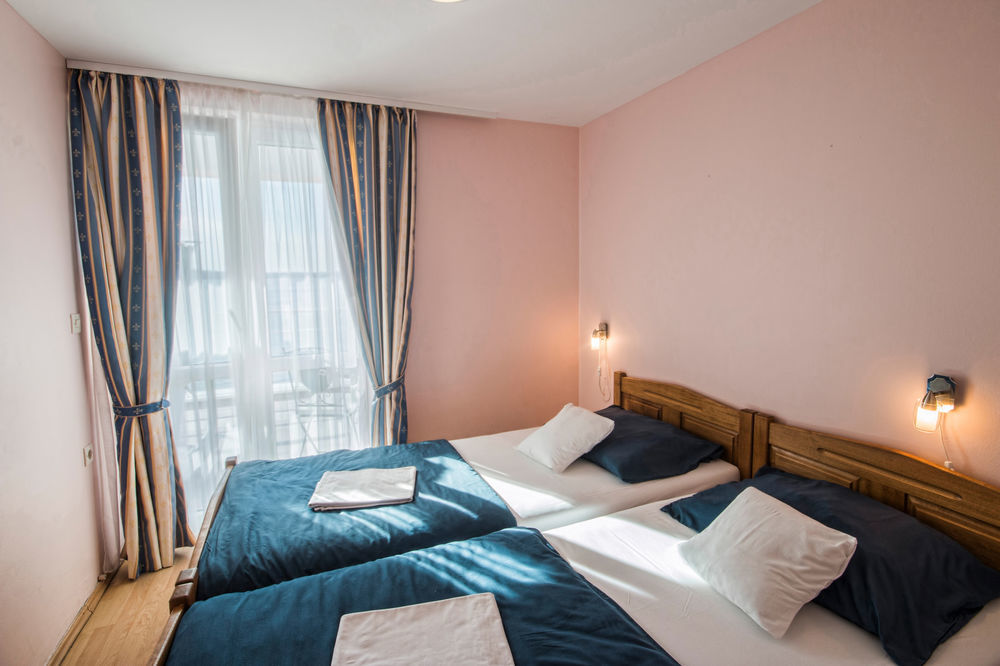 Aparthotel Castrum Novum Novigrad Istria Extérieur photo