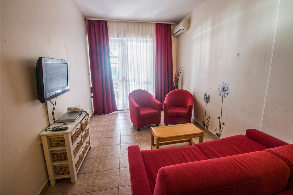 Aparthotel Castrum Novum Novigrad Istria Extérieur photo